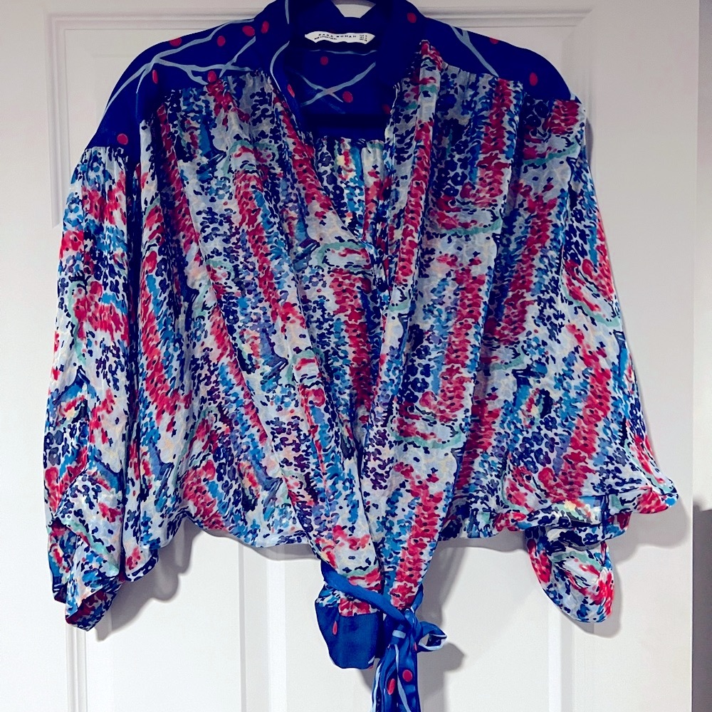 Zara Woman 💯 silk top size M